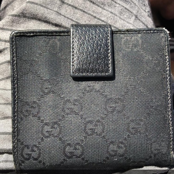 Vintage Gucci Wallet - Picture 1 of 3